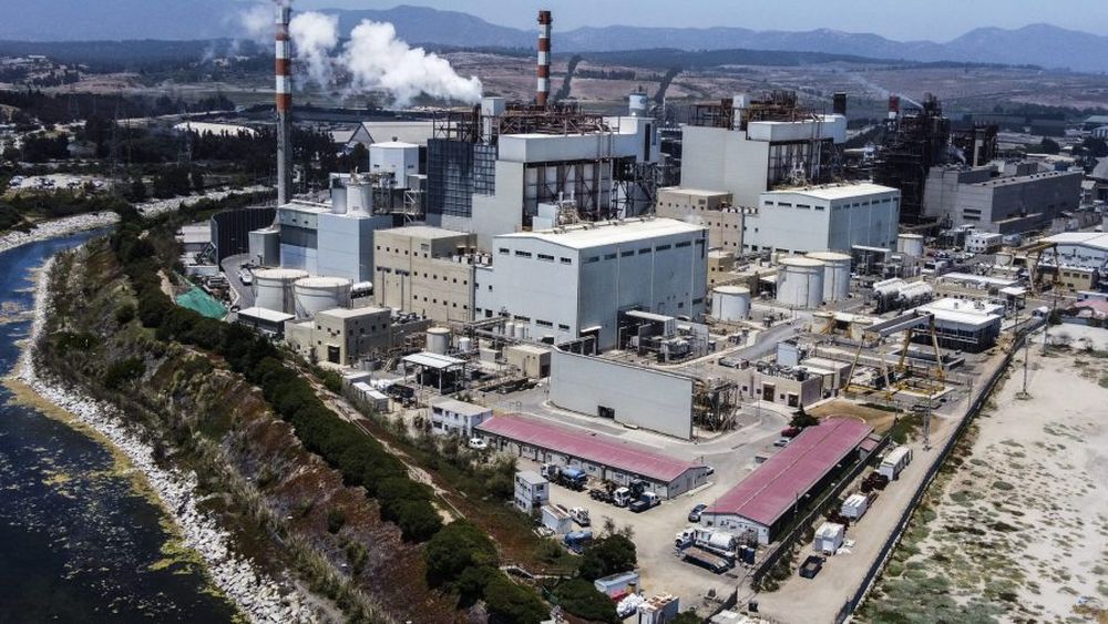 Expertos alertan: Termoeléctricas cierran sin gestionar la contaminación acumulada que dejaron