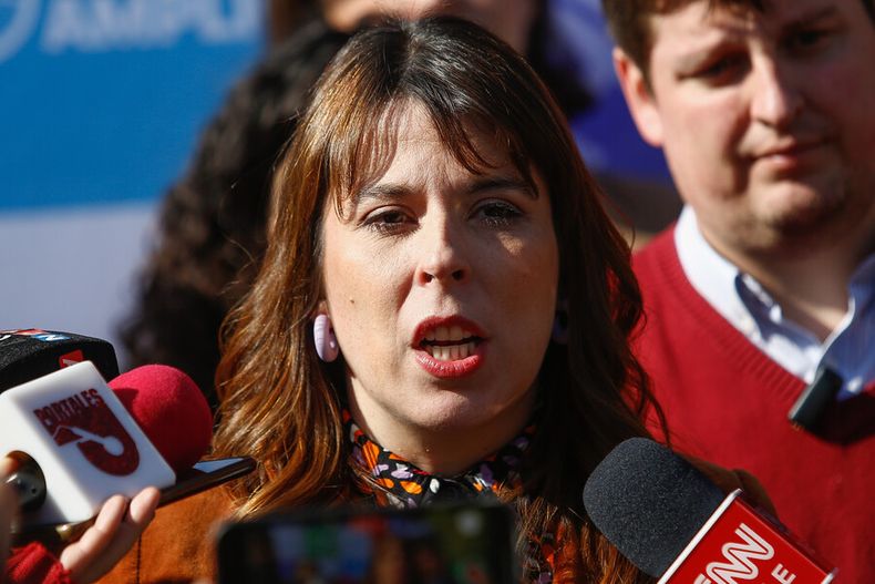 nuevo reves del fa expresan que carabineros fue usado como carne de canon en estallido social.jpg