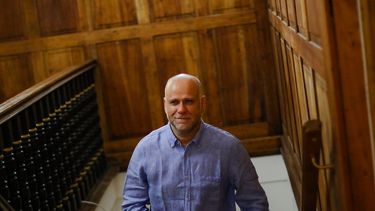Álvaro Elizalde se proclama ganador de las elecciones internas el PS