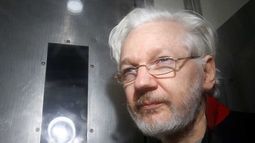 Retiren los cargos: Comunidad internacional reacciona a extradición de Julian Assange