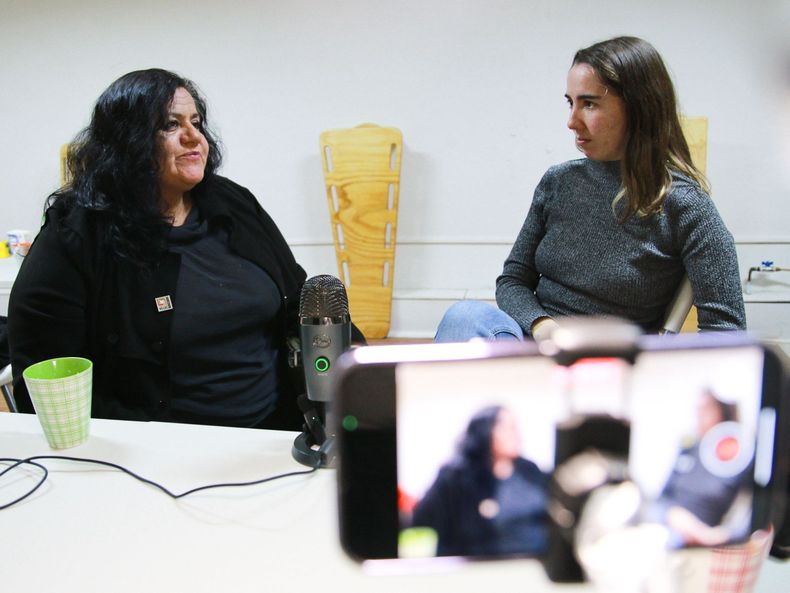 2695 podcast defensoras.jpeg