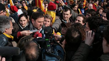La Justicia española manda a la cárcel al vicepresidente y a ocho miembros del gobierno catalán cesado