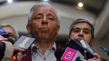 Docentes inician paro indefinido: El gobierno tiene la posibilidad de resolver el conflicto