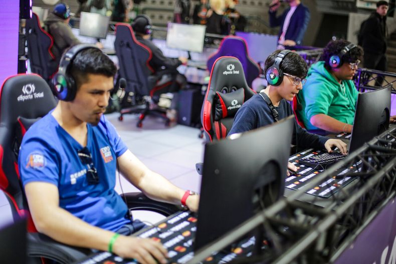 16891 a uno 1610591.jpg