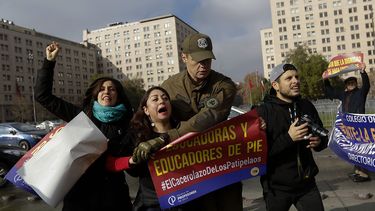 VIDEO| Así fue la violenta represión a manifestación pacífica del Colegio de Profesores que terminó con su presidente detenido