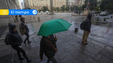 ¿Vuelve la lluvia a Santiago? Río atmosférico amenaza con precipitaciones en varias regiones