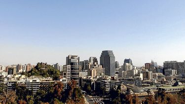 El Desconcierto | santiago AU 900x450 1.jpg