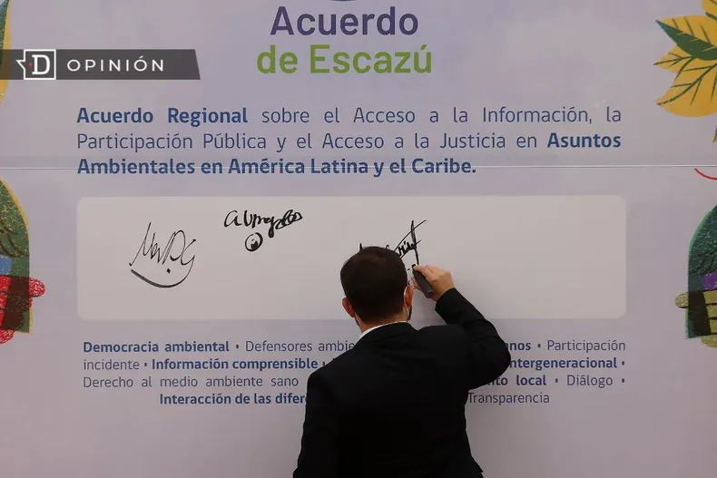 17677 presidente boric firmando el acuerdo de escazu.webp