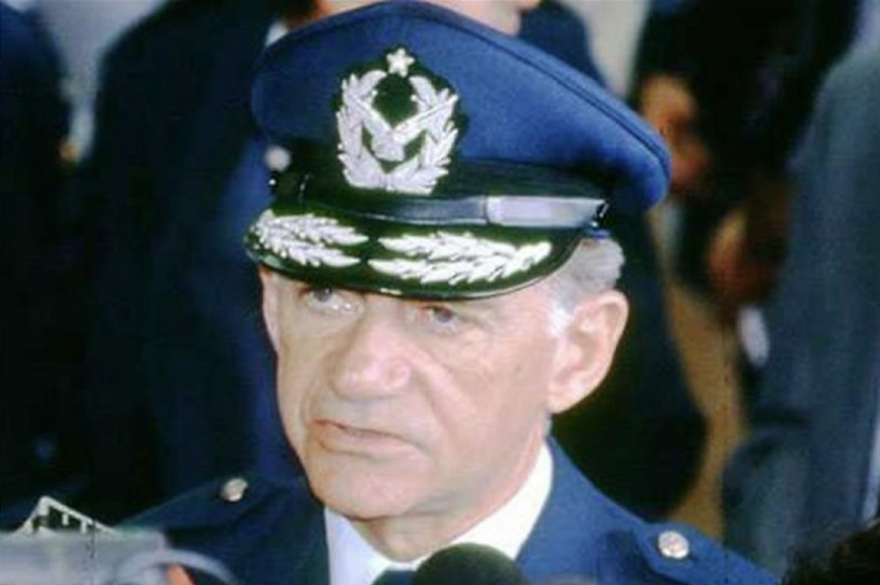 Captura de pantalla 2017 11 19 a las 7.17.33 p.m..png