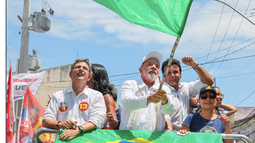 Lula tras emitir su voto: “Hoy el pueblo define el modelo de Brasil que desea”