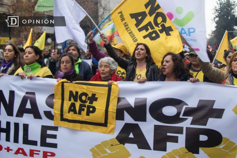 9072 imagen de mujeres en una marcha contra las afp.jpg