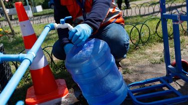 Seis comunas sin suministro: ¿Hasta cuándo estará cortada el agua en la Región Metropolitana?