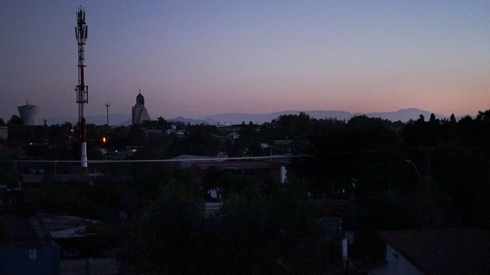 Más de 1.000 clientes siguen sin luz tras las lluvias: Maipú y Pudahuel las más afectadas