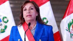 Boluarte dice que no es momento de dilatar la salida a la crisis en Perú