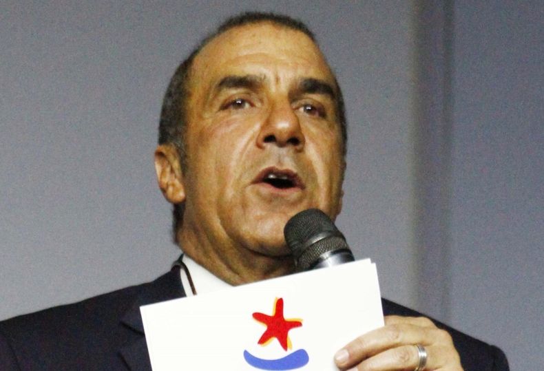 Checho Hirane 1.jpg