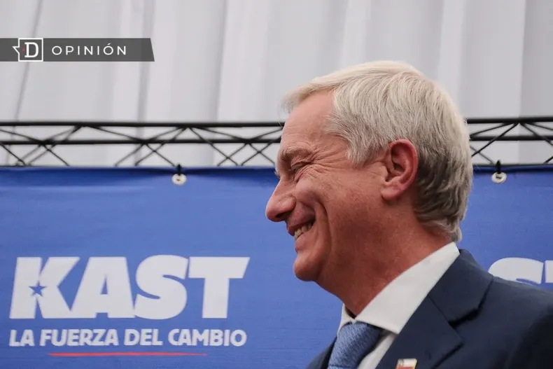 26074 imagen de jose antonio kast de perfil sonriendo.webp