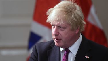 Europa vuelve a la cuarentena total: Inglaterra y Portugal se suman al confinamiento por COVID-19
