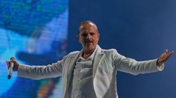 El día en que Miguel Bosé se enfureció con la prensa del Festival de Viña del Mar por preguntarle si era gay