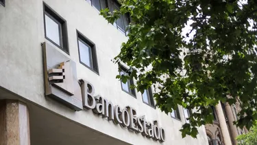 El Desconcierto | banco devolvio dinero a usuaria tras fraude y luego demando para recuperarlos corte rechaza accion por no existir culpa grave.webp