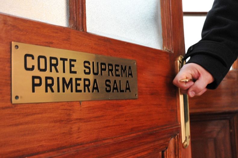 4237 suprema.jpg