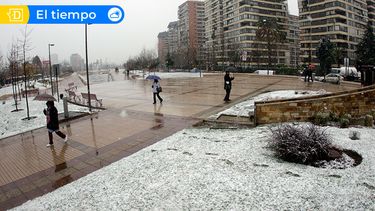 DMC confirma chubascos de aguanieve en sectores de Santiago para este jueves 21 de agosto