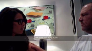 Una de las denunciantes contra Harvey Weinstein difunde video de los acosos del productor en reunión de negocios