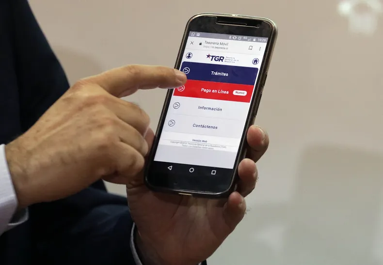 tgr le desconto 2 millones de devolucion de impuestos por multas laborales y fue a juicio suprema ordeno restituir monto.webp