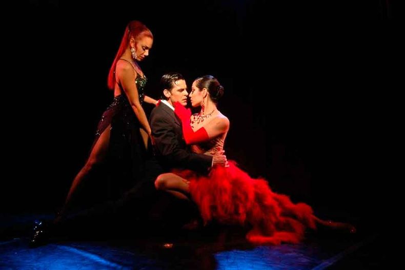 18194 rojo tango.jpg
