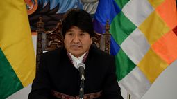Perú prohibe ingreso a Evo Morales por intentar desestabilizar sur del país, dice canciller