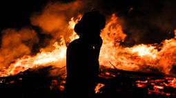 Confirman 111 personas afectadas por incendio en azufrera en Alto Hospicio