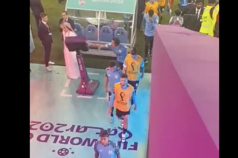 Desconctrol de jugadores de Uruguay.jpeg