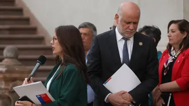 El Desconcierto | elizalde desafia a debatir con cifras y defiende gestion de boric en conclave oficialista y vallejo llama a la unidad del progresismo.webp
