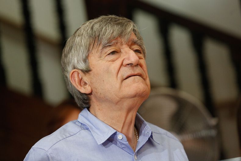 Camilo Escalona.jpg
