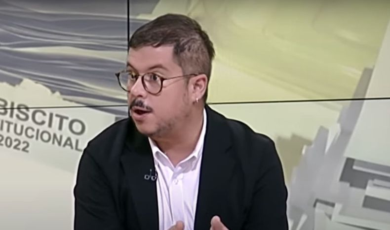 Javier Velasco otra.jpg