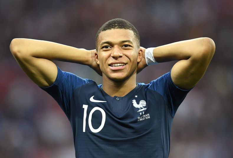 Mbappe Agencia Uno.jpg