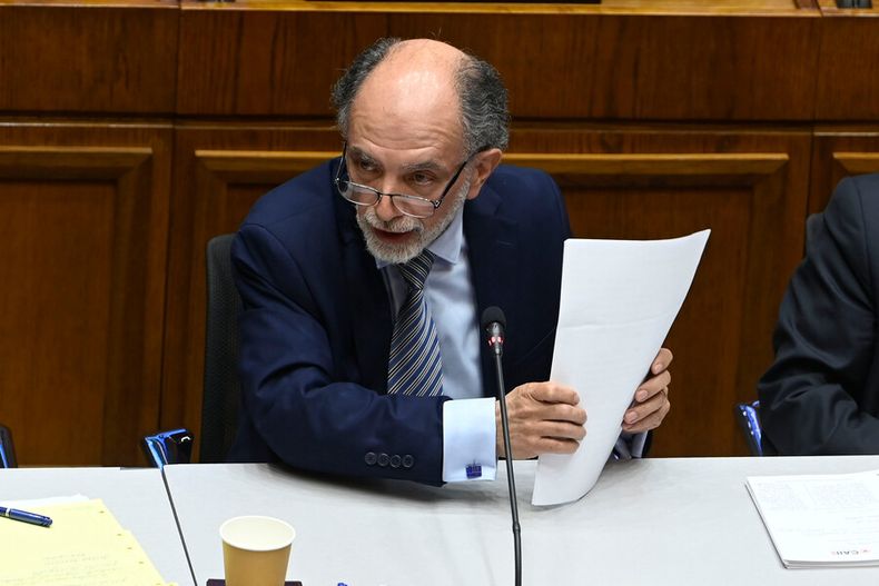 agrupaciones de ddhh presentan nuevo recurso a favor de sergio munoz y en contra de cariola.jpg