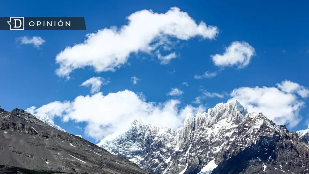 Agua y glaciares: La postergacion de la protección a ecosistemas críticos y estratégicos