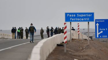 El Desconcierto | por unanimidad aprueban legislar norma que busca agilizar expulsion de migrantes ilegales.jpg