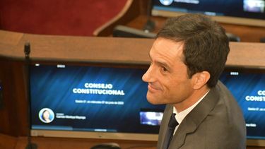 Encuesta Criteria: 40% cree que se rechazará propuesta de nueva Constitución