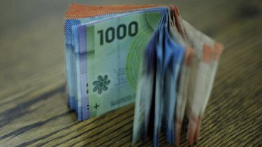 El Desconcierto | dinero1.jpg