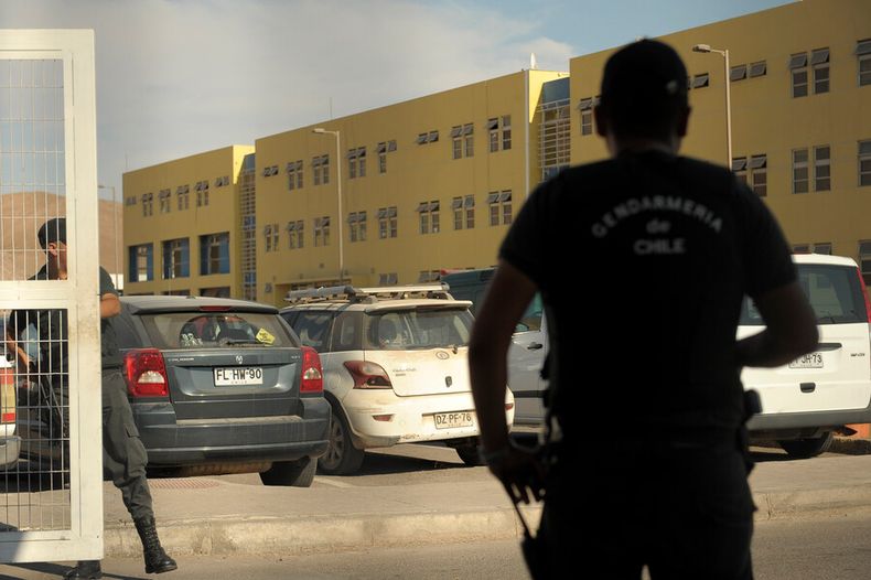 cubrir rostros  la solucion que impulsan diputados para evitar represalias contra gendarmes.jpg