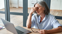 Cómo acceder a telemedicina por menopausia en Cesfam.&nbsp;