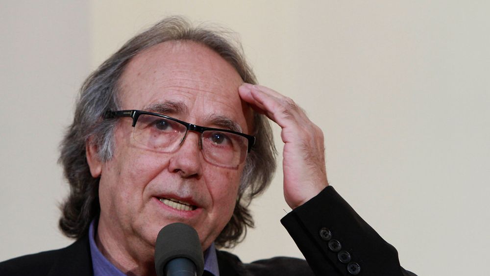 Joan Manuel Serrat anuncia que se retira de los escenarios en una gira en 2022