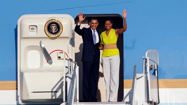 Michelle Obama niega tener aspiraciones para reemplazar a Biden como candidata presidencial