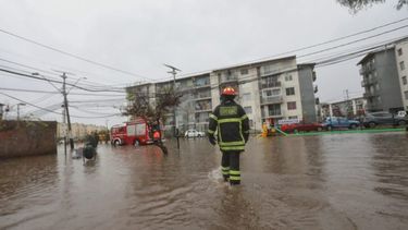 Tras inundaciones Pudahuel construirá colector de aguas lluvia en punto crítico en 140 días