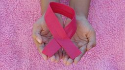 Cáncer de mama es la segunda causa de muerte en mujeres en Chile, según OMS