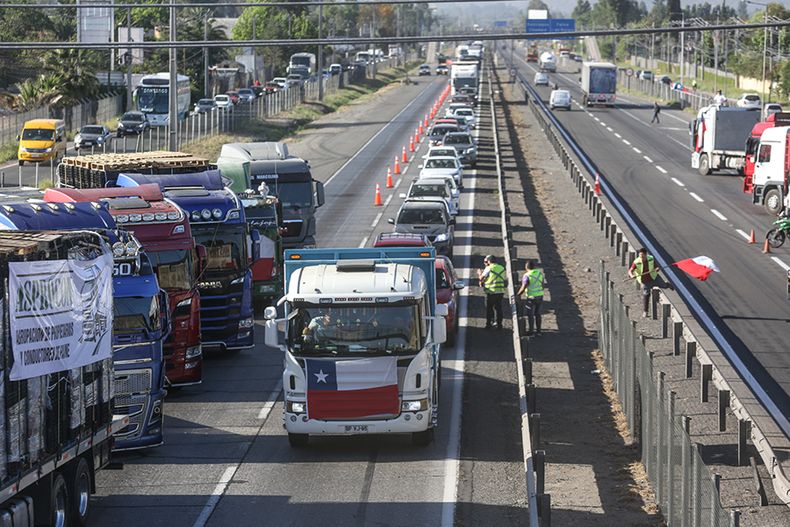 paro camioneros.jpg