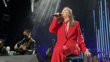 VIDEO | Ana Gabriel fue abucheada en concierto por hablar de política y anunció su retiro