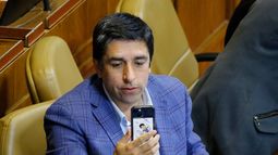 Diputado Héctor Barría preocupa a todos: Está internado grave y se esperan 48 horas para su evolución
