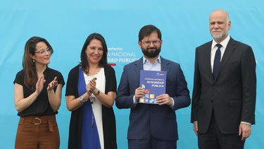 Integridad en el Estado, empresas y colegios: Presentan 210 medidas contra la corrupción